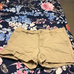 khaki shorts
